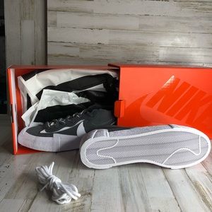 Blazer low x sacai iron grey